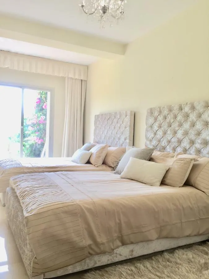 Amazing & Luxurious Golf,Sea,Lake,Mountain View Villa In Puerto Banus Marbella